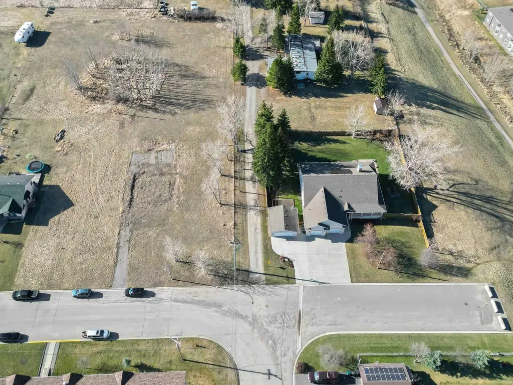341 1 Avenue SE Diamond Valley AB T0L 0H0