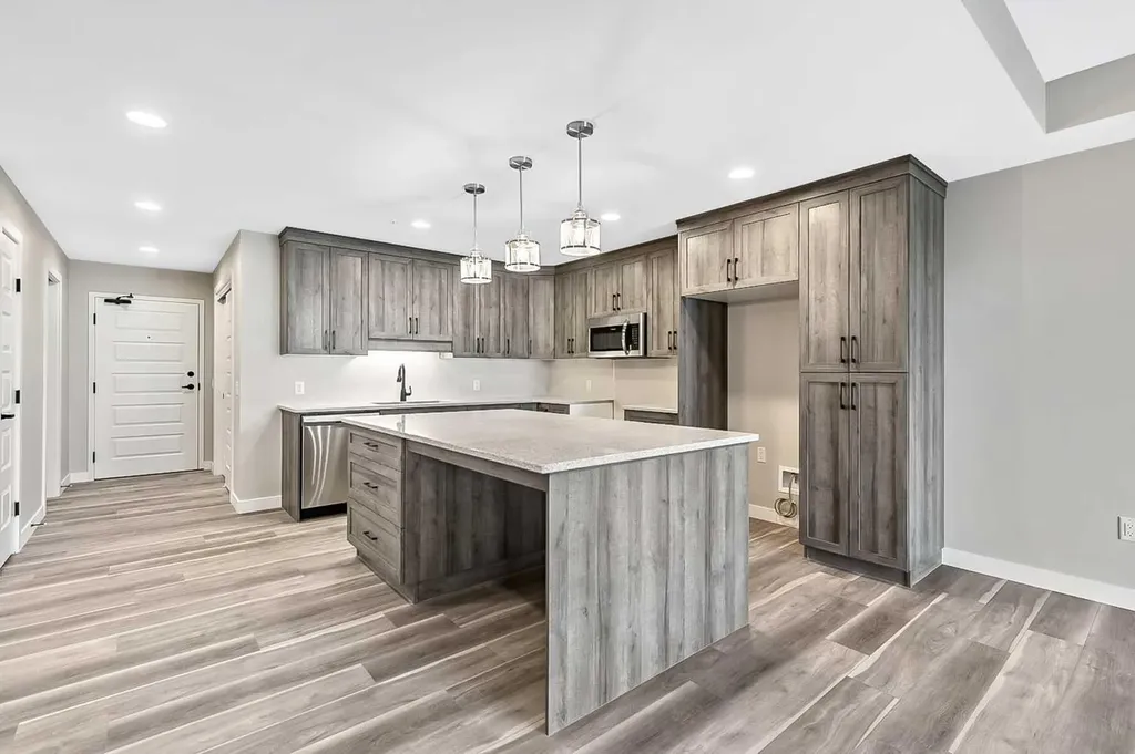 97 Station Drive Sylvan Lake AB T4S 0S6