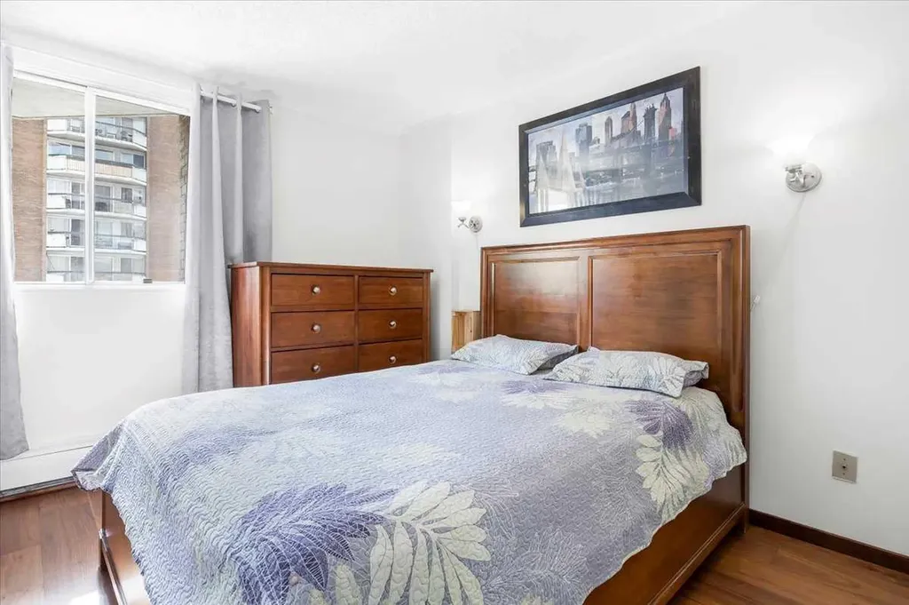 339 13 Avenue SW Calgary AB T2R 0K3