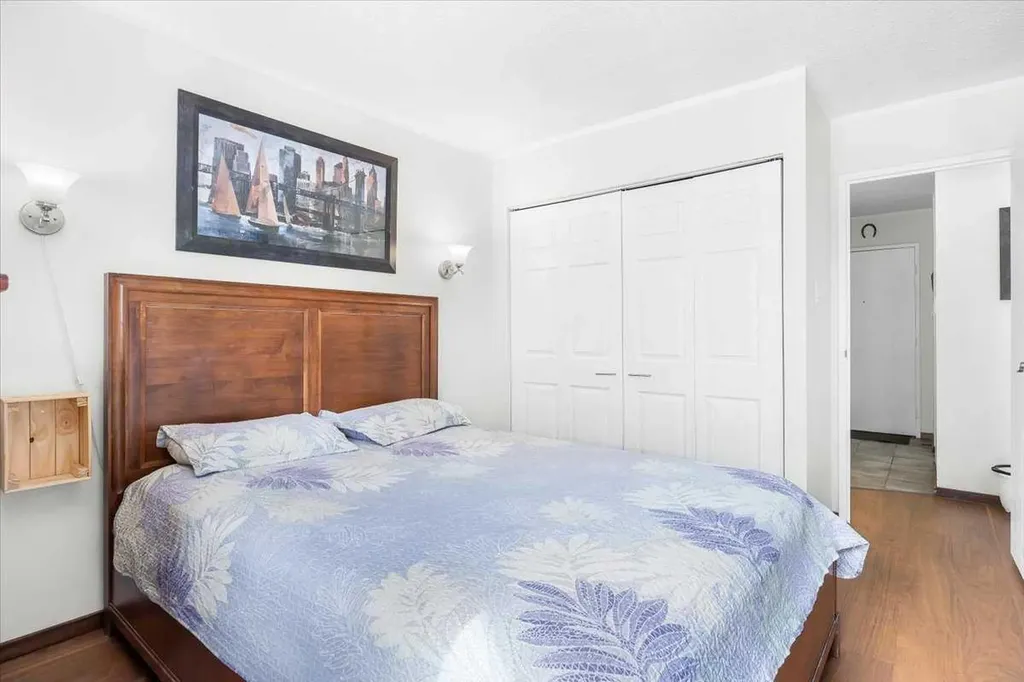 339 13 Avenue SW Calgary AB T2R 0K3