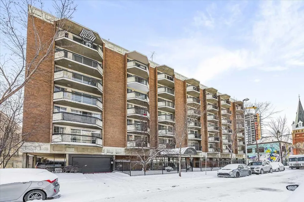 339 13 Avenue SW Calgary AB T2R 0K3