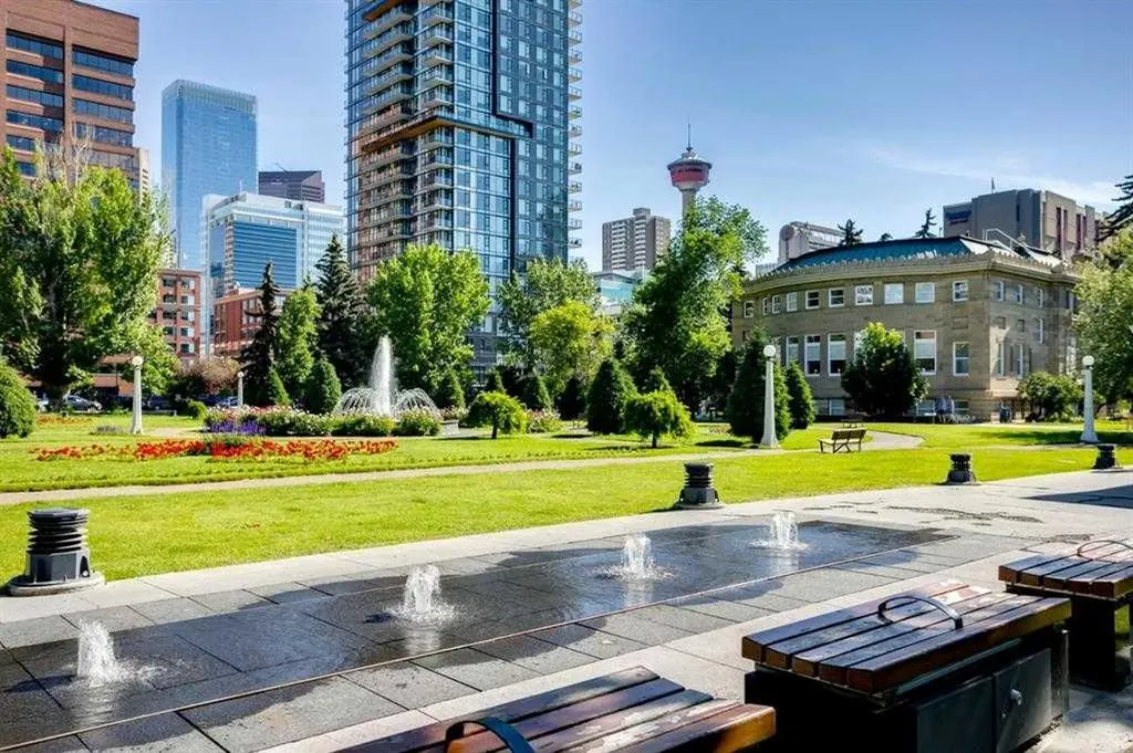 339 13 Avenue SW Calgary AB T2R 0K3
