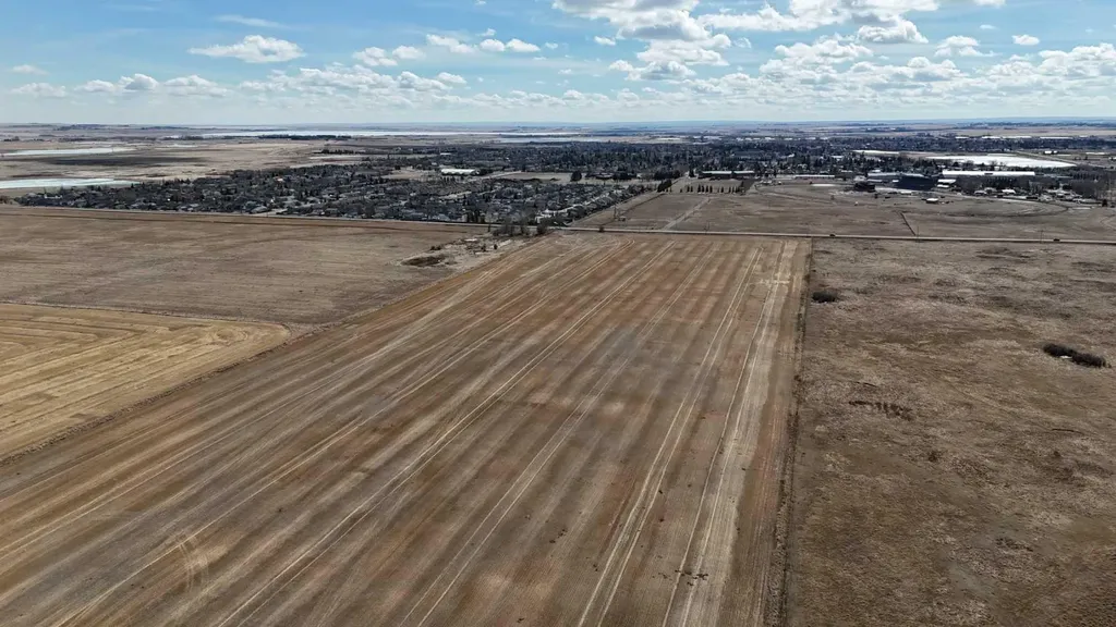 4;25;24;26;SW Township Road 244 Strathmore AB T0J1Y0