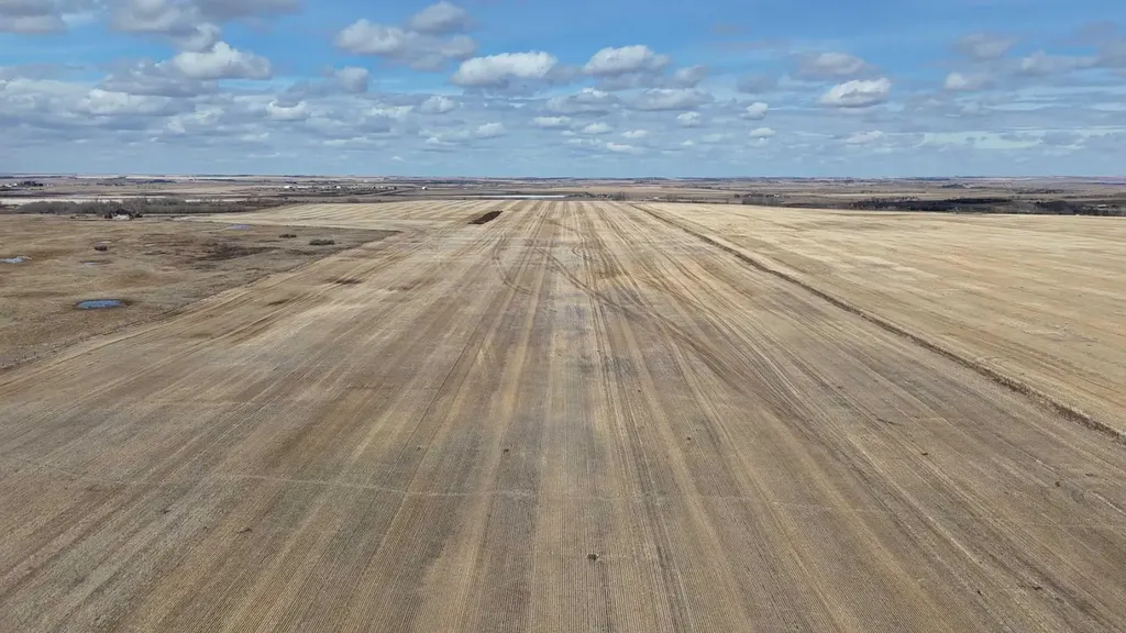 4;25;24;26;SW Township Road 244 Strathmore AB T0J1Y0