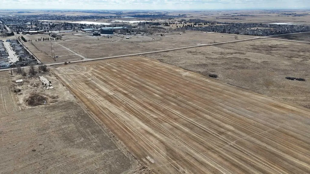4;25;24;26;SW Township Road 244 Strathmore AB T0J1Y0