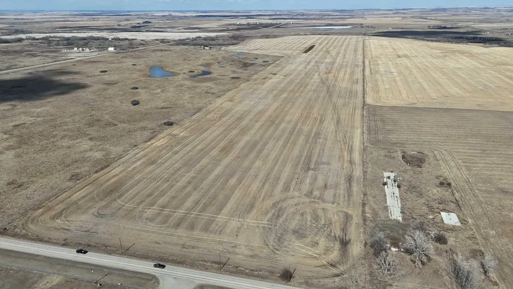 4;25;24;26;SW Township Road 244 Strathmore AB T0J1Y0