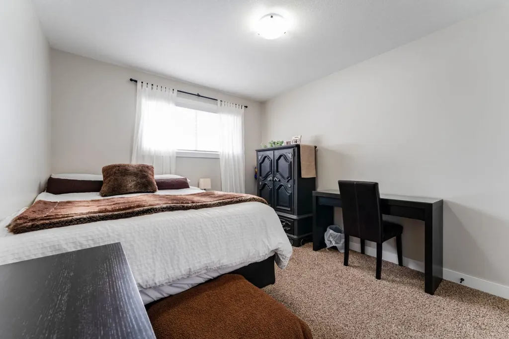 248 5 Street Drumheller AB T0J 2E0
