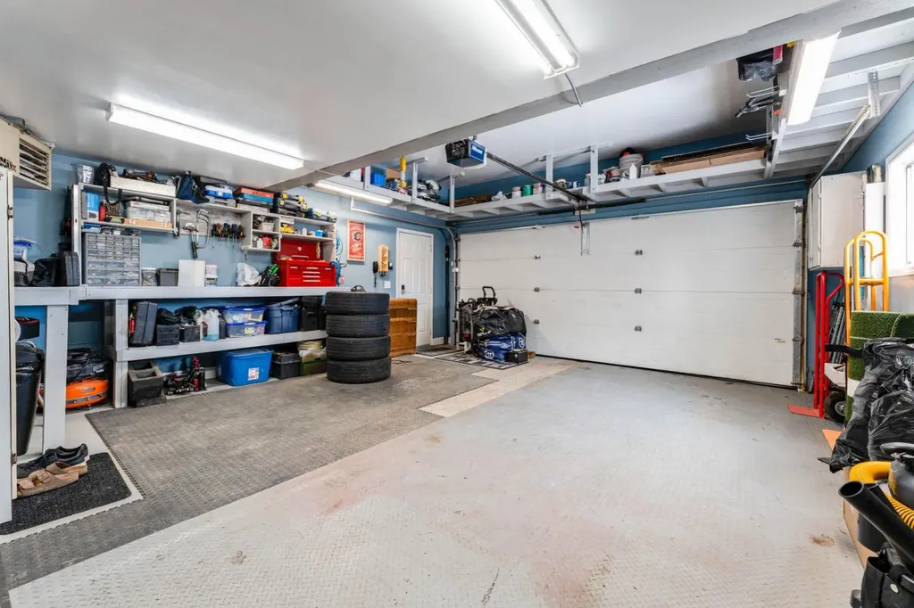 248 5 Street Drumheller AB T0J 2E0