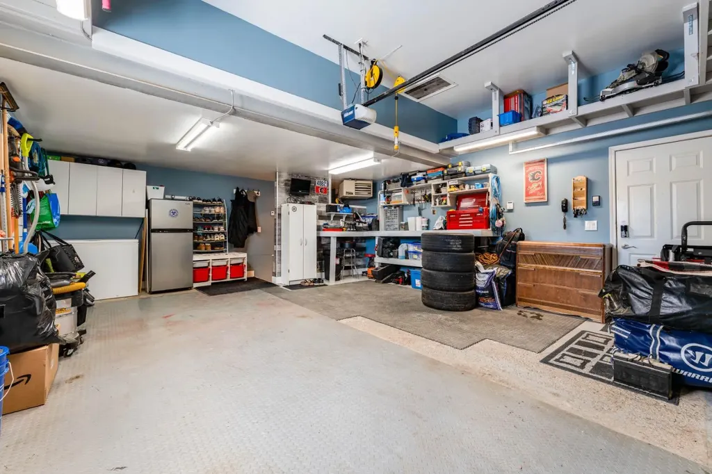 248 5 Street Drumheller AB T0J 2E0