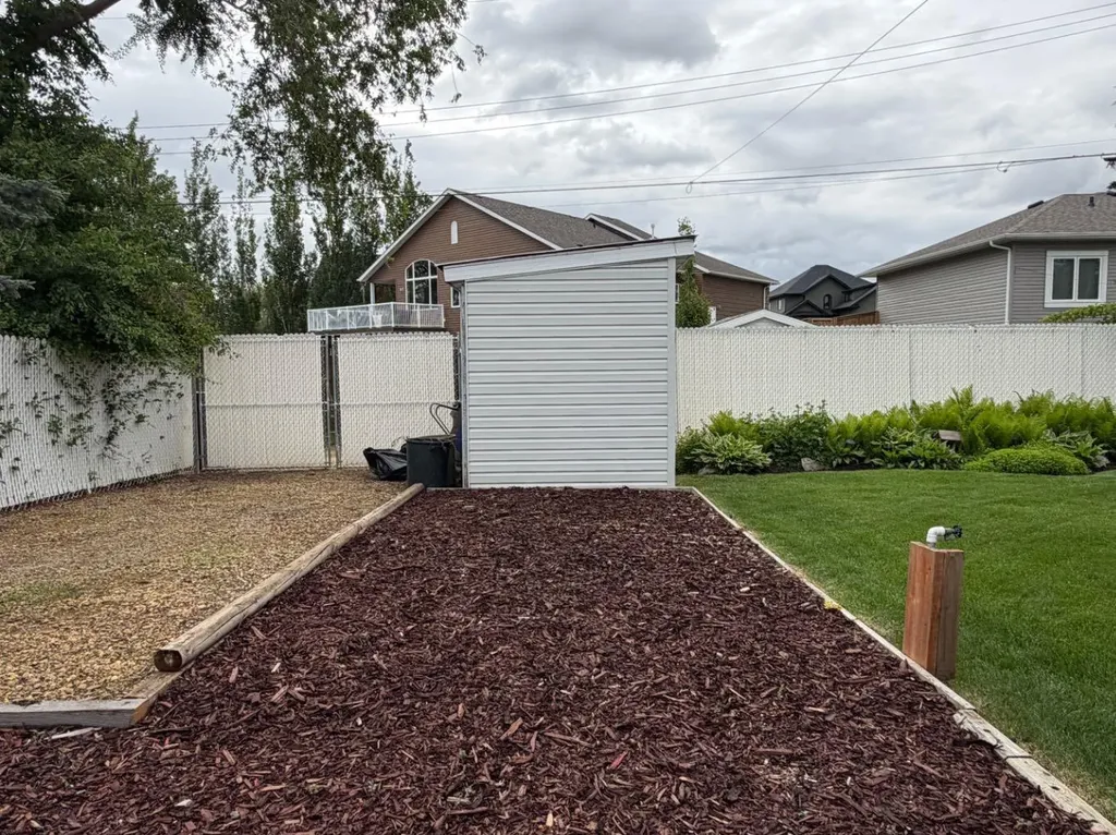 248 5 Street Drumheller AB T0J 2E0