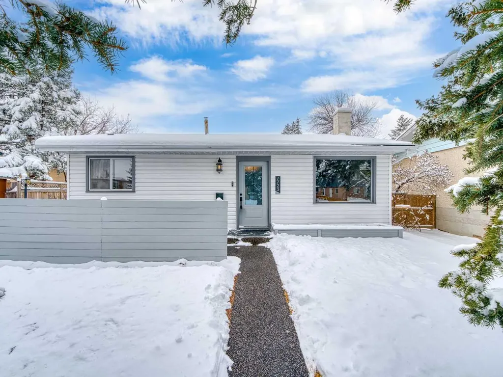 7723 Hunterview Drive NW Calgary AB T2K 4P8