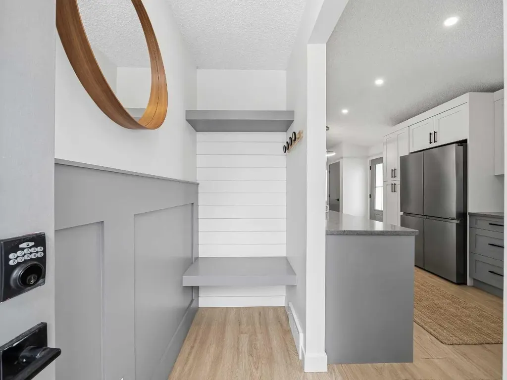 7723 Hunterview Drive NW Calgary AB T2K 4P8