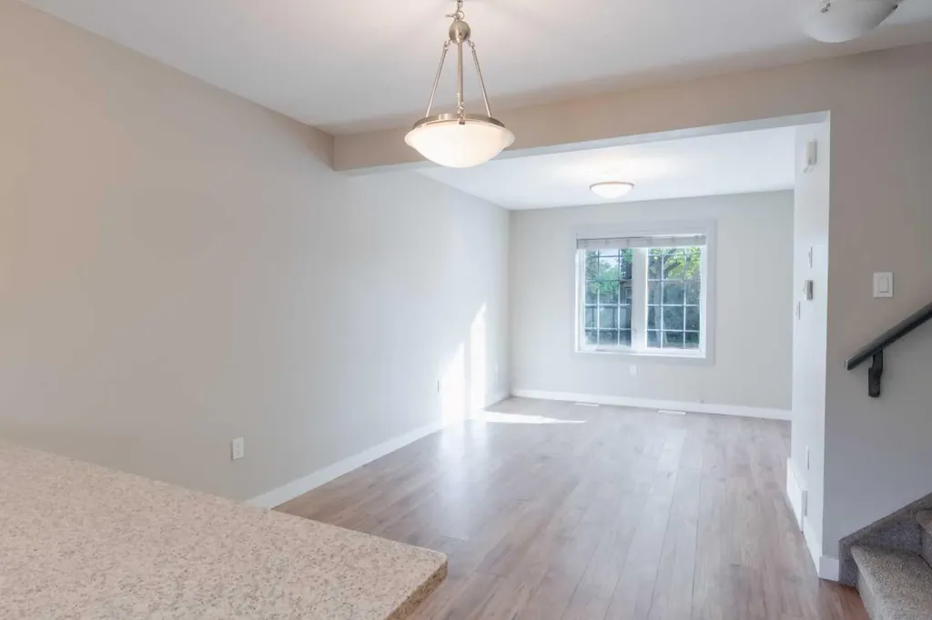 10204 113 Avenue NW Edmonton AB T5G 0W9