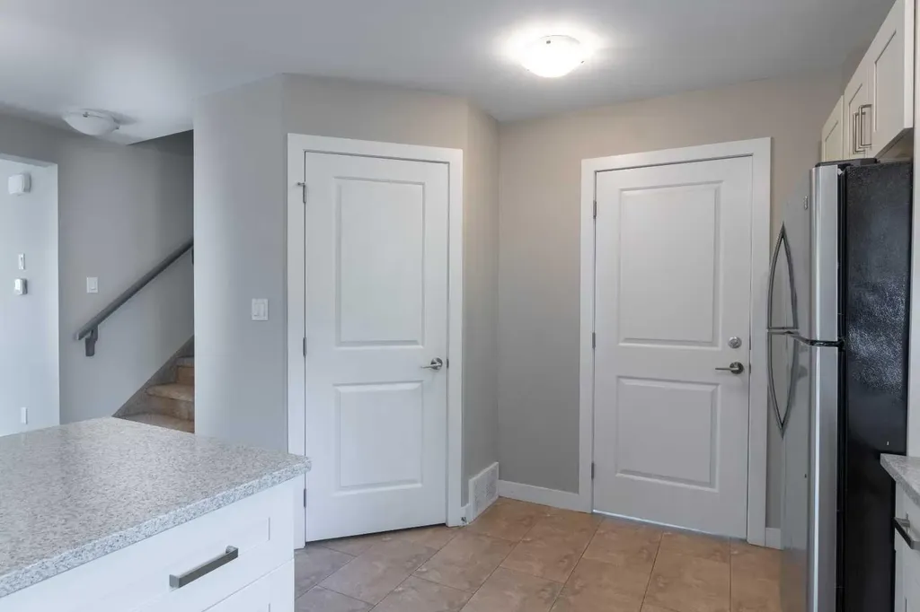 10204 113 Avenue NW Edmonton AB T5G 0W9