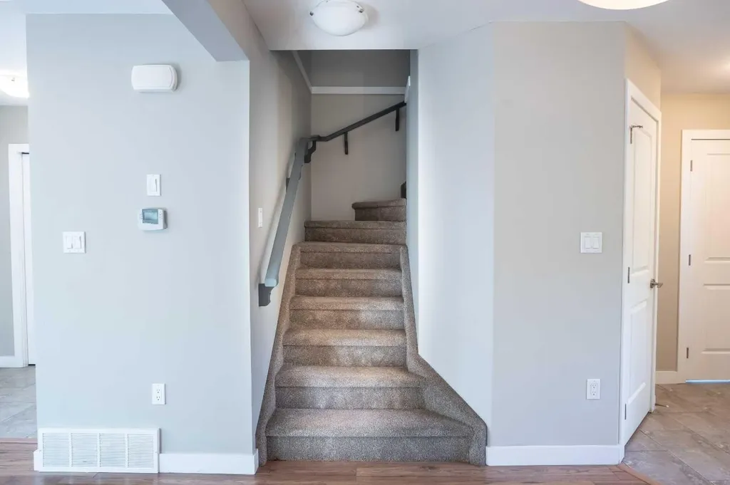 10204 113 Avenue NW Edmonton AB T5G 0W9