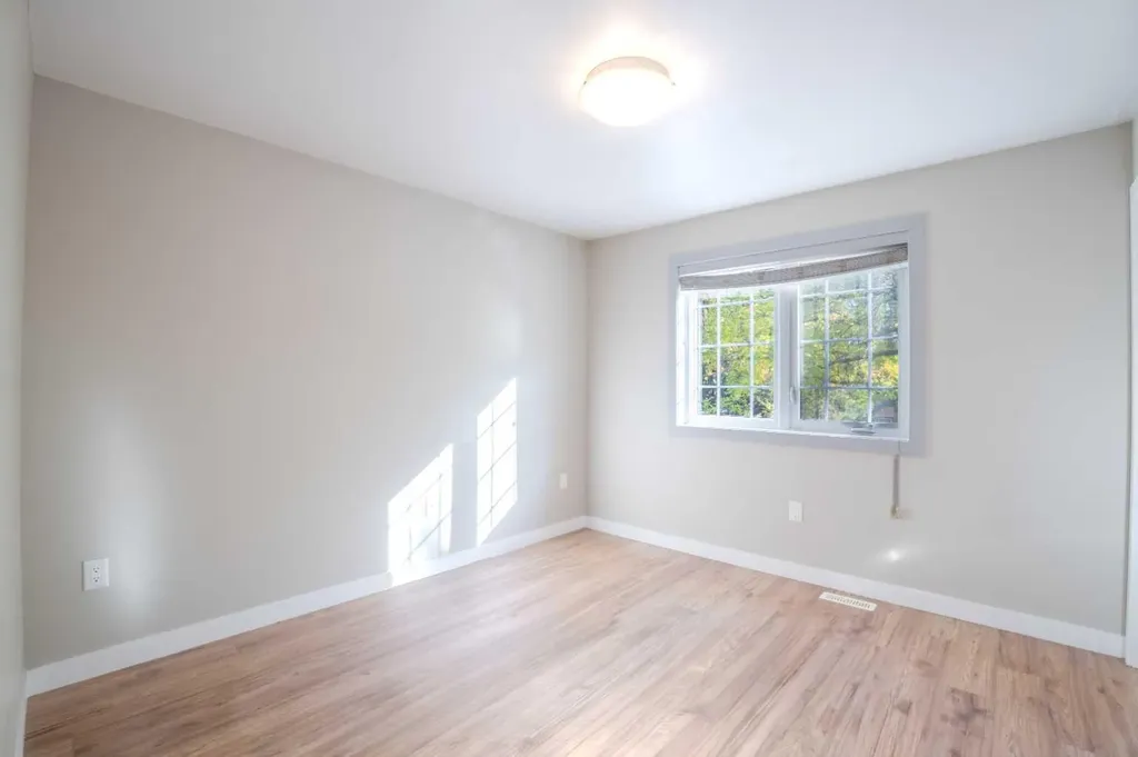 10204 113 Avenue NW Edmonton AB T5G 0W9