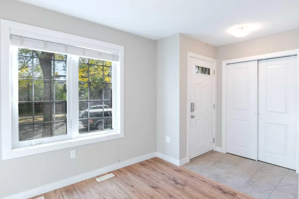 10204 113 Avenue NW Edmonton AB T5G 0W9