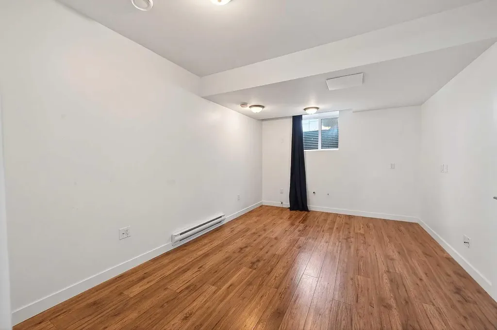 10204 113 Avenue NW Edmonton AB T5G 0W9