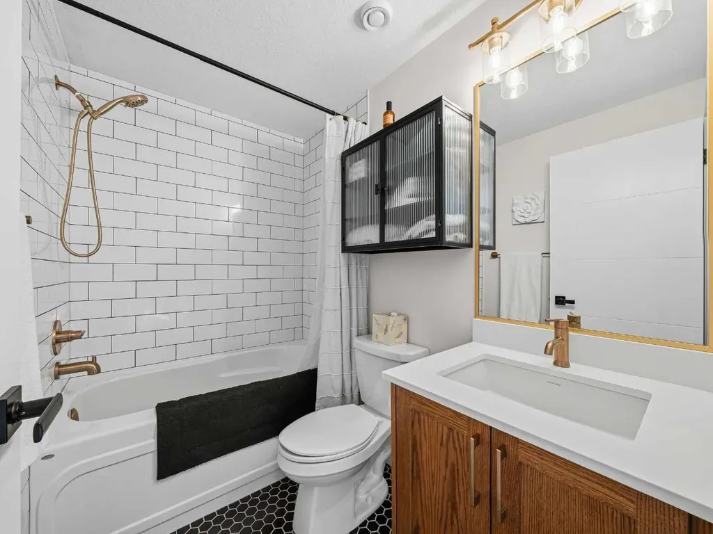 111 Haskayne Drive NW Calgary AB T3L0H1