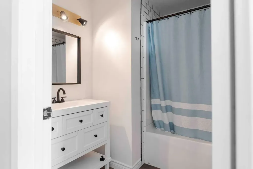 209 Woodland Drive Fort Mcmurray AB T9K1A4
