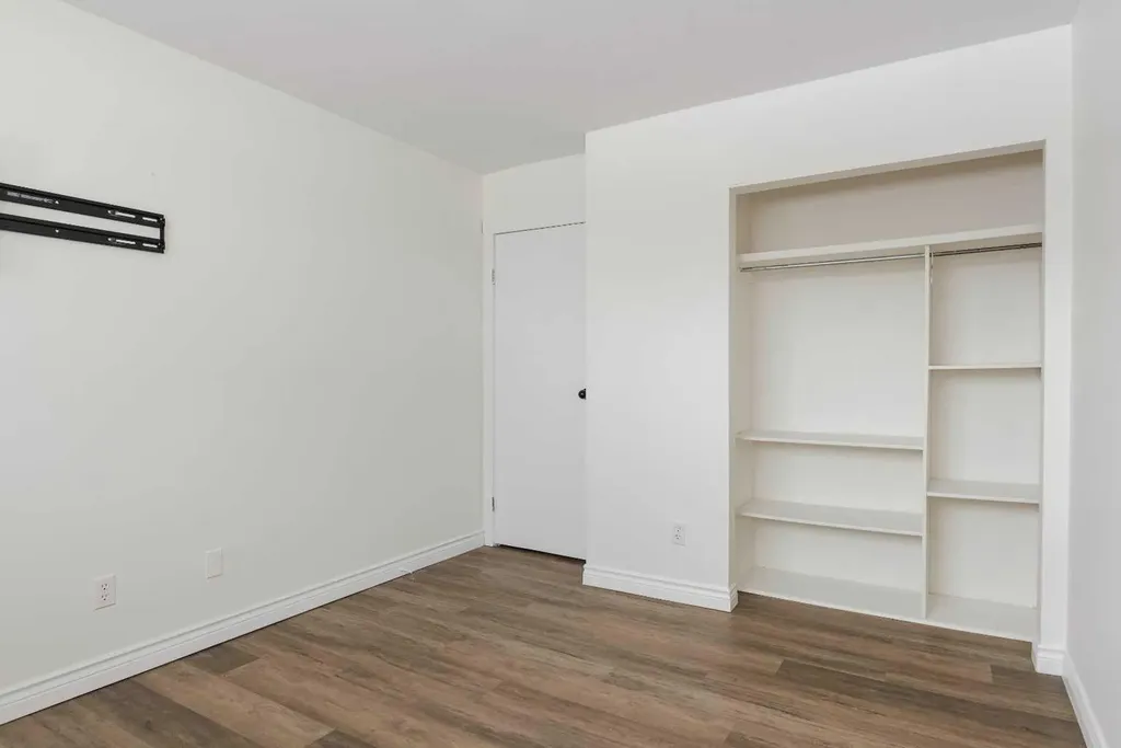 209 Woodland Drive Fort Mcmurray AB T9K1A4