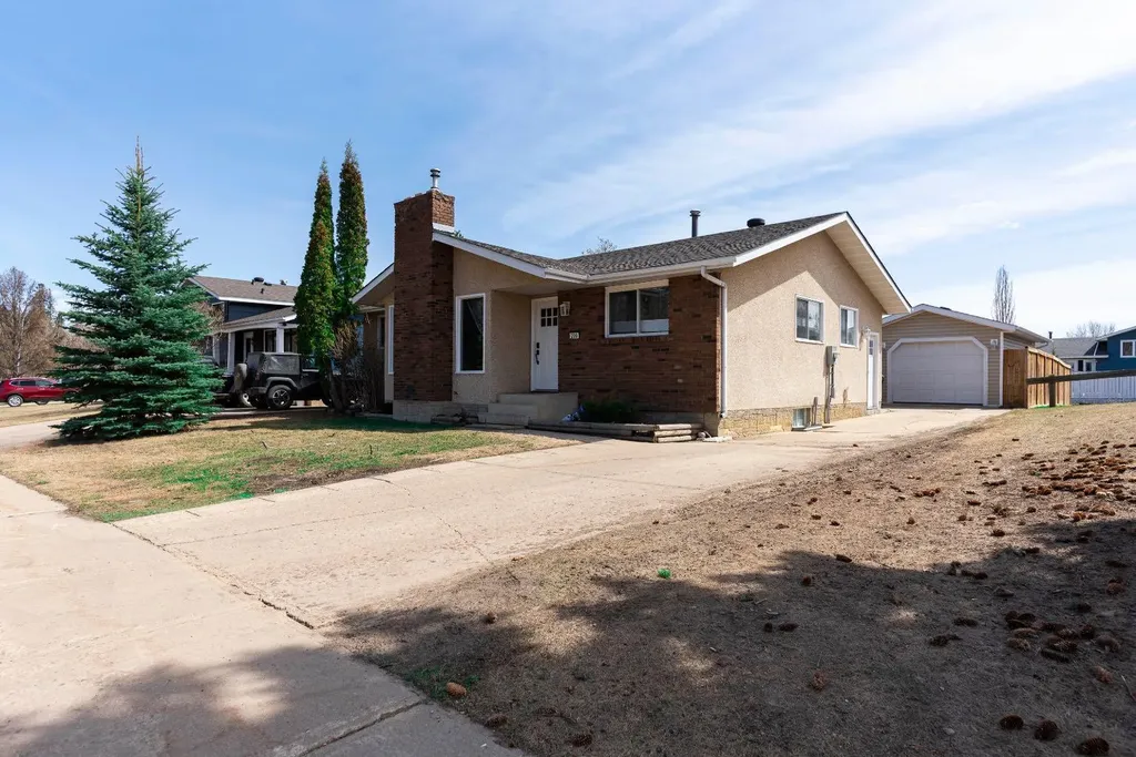 209 Woodland Drive Fort Mcmurray AB T9K1A4
