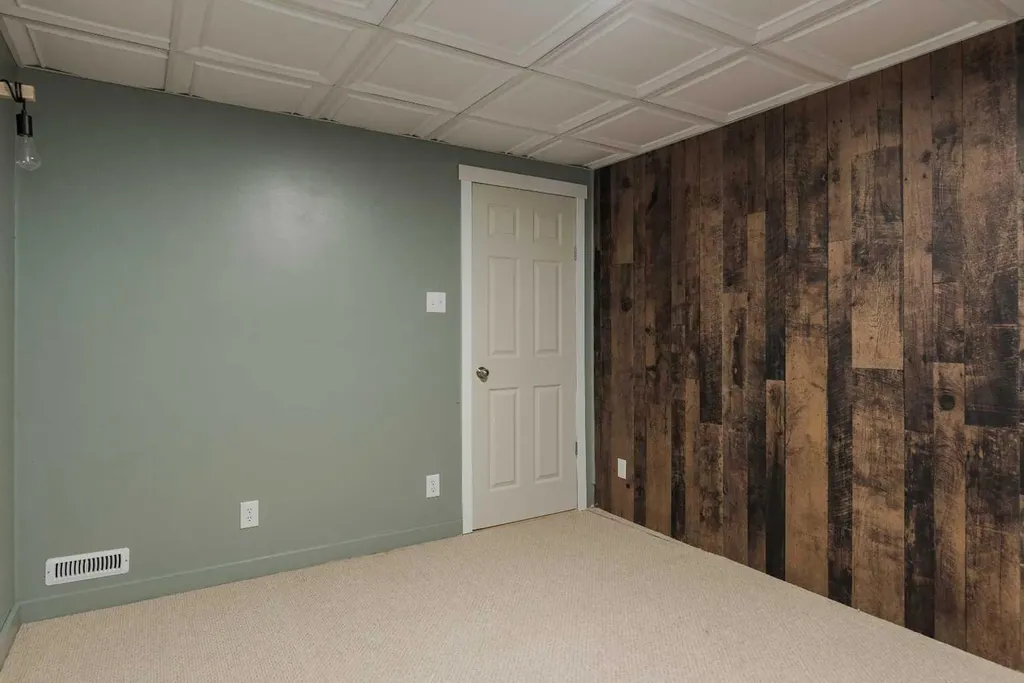 209 Woodland Drive Fort Mcmurray AB T9K1A4