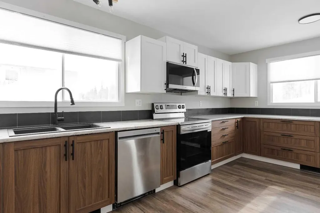 209 Woodland Drive Fort Mcmurray AB T9K1A4