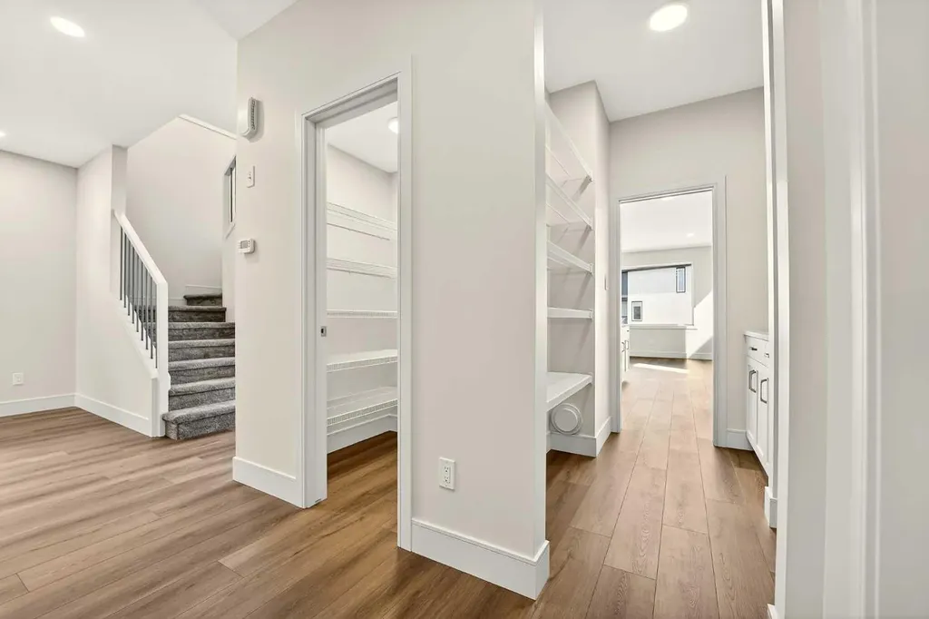 3109 44 Street S Lethbridge AB T1K 8L1