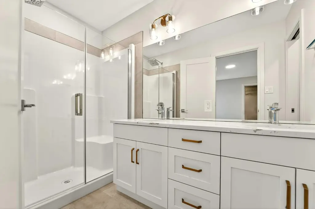 3109 44 Street S Lethbridge AB T1K 8L1