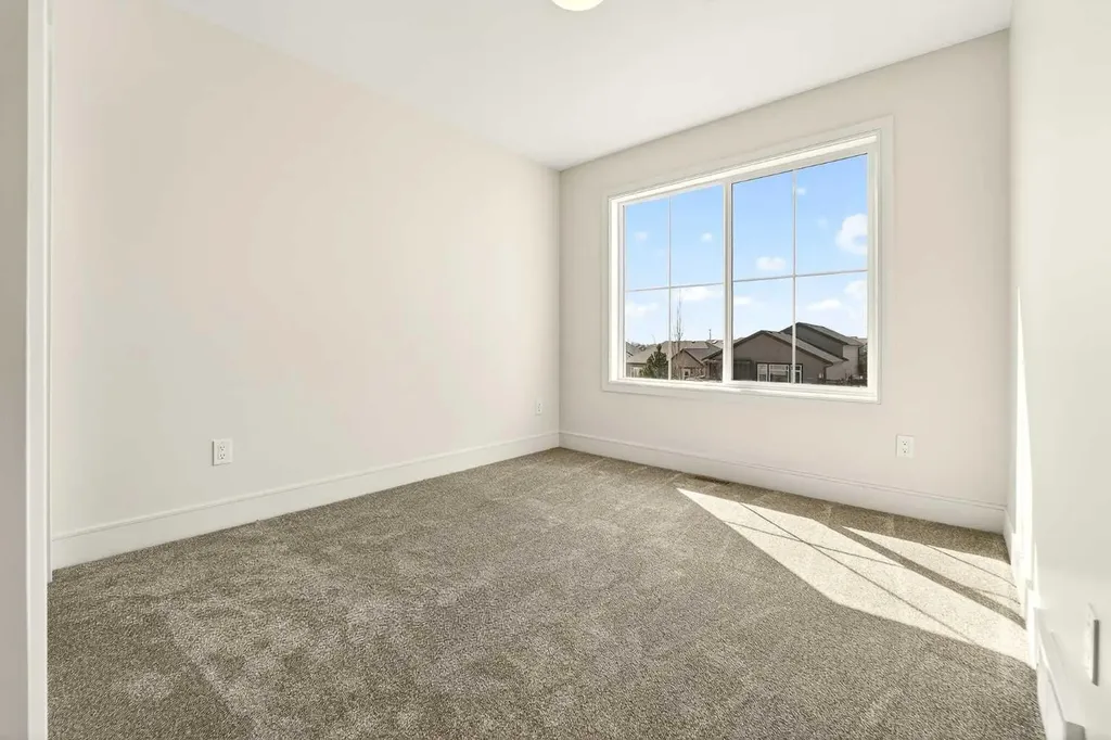 3109 44 Street S Lethbridge AB T1K 8L1