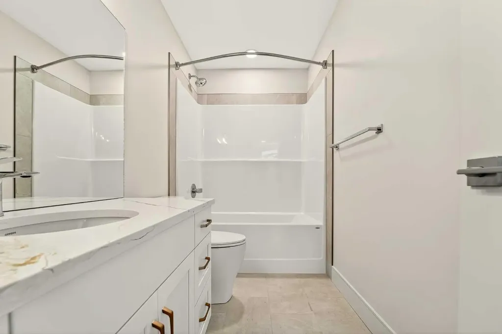 3109 44 Street S Lethbridge AB T1K 8L1
