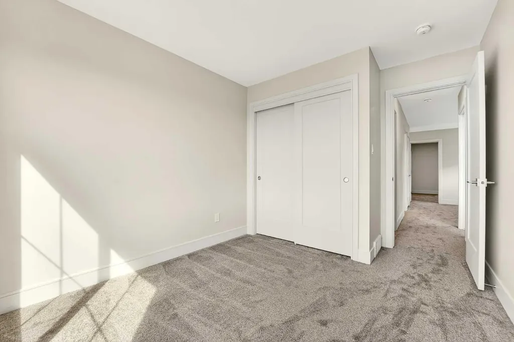 3109 44 Street S Lethbridge AB T1K 8L1