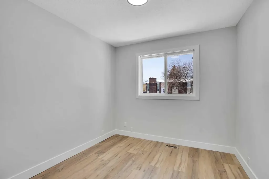 363 Templeside Circle NE Calgary AB T1Y 3M1