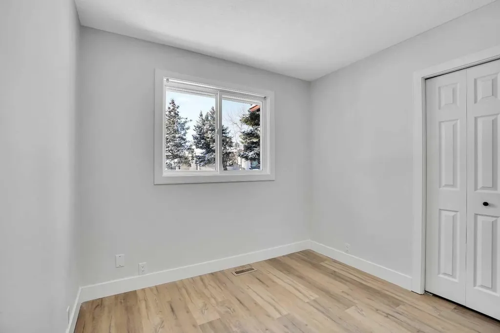 363 Templeside Circle NE Calgary AB T1Y 3M1