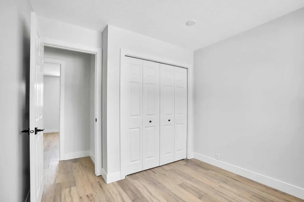 363 Templeside Circle NE Calgary AB T1Y 3M1