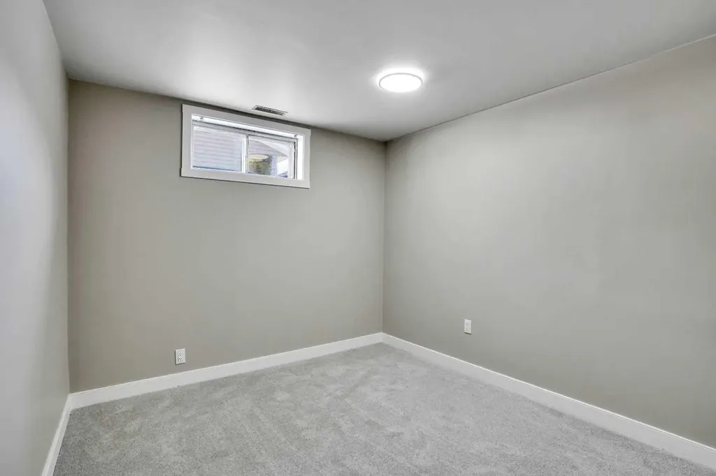 363 Templeside Circle NE Calgary AB T1Y 3M1
