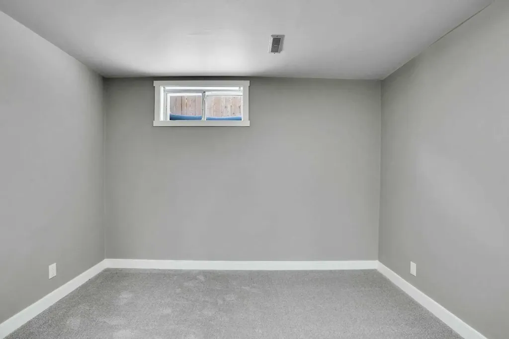 363 Templeside Circle NE Calgary AB T1Y 3M1