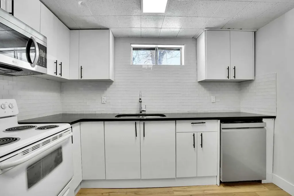 363 Templeside Circle NE Calgary AB T1Y 3M1