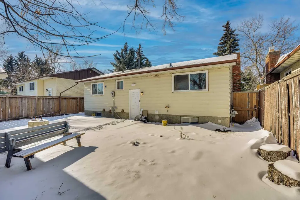 363 Templeside Circle NE Calgary AB T1Y 3M1