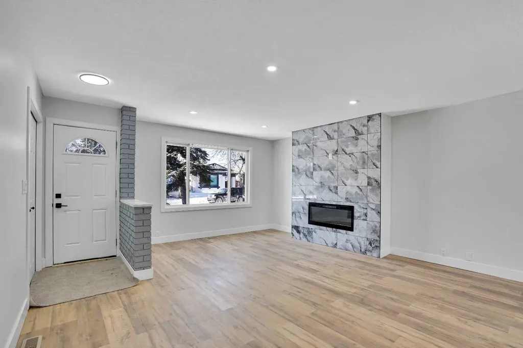 363 Templeside Circle NE Calgary AB T1Y 3M1
