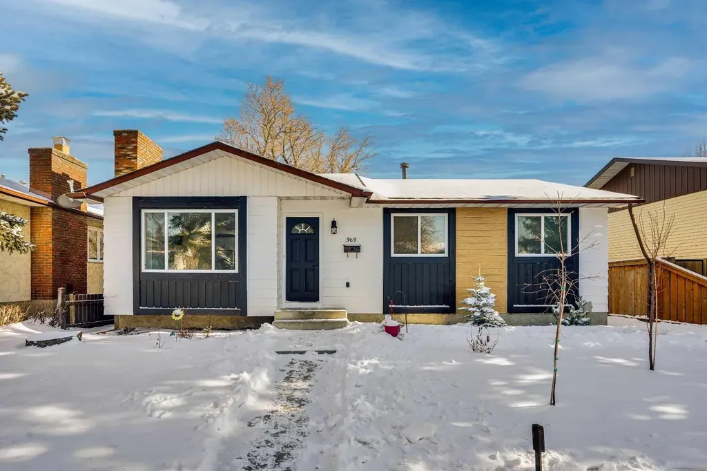 363 Templeside Circle NE Calgary AB T1Y 3M1