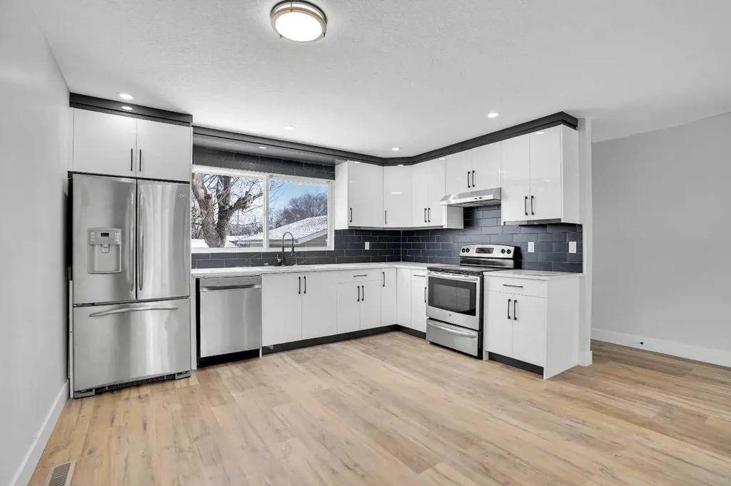 363 Templeside Circle NE Calgary AB T1Y 3M1