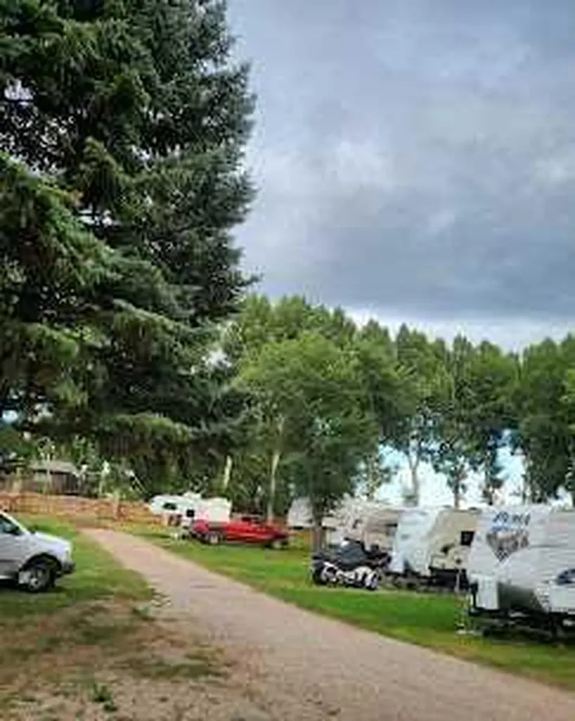 5 S Avenue Magrath AB T0K 1J0