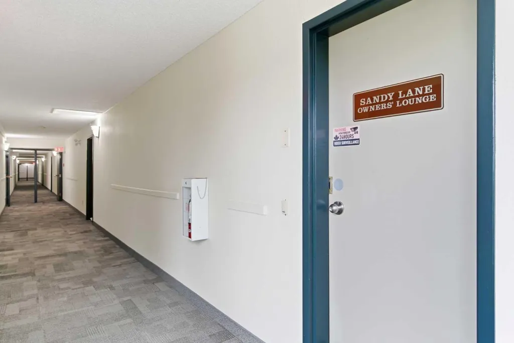 550 Westwood Drive SW Calgary AB T3C 3T9