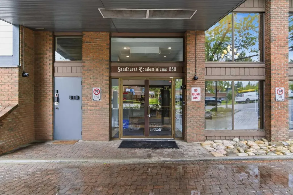 550 Westwood Drive SW Calgary AB T3C 3T9
