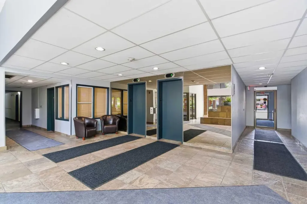 550 Westwood Drive SW Calgary AB T3C 3T9