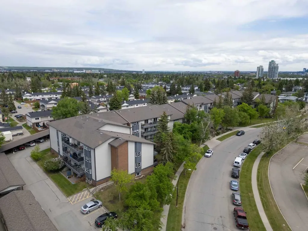 550 Westwood Drive SW Calgary AB T3C 3T9