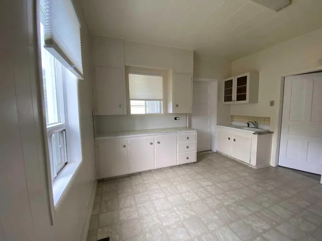 20630 25 Avenue Bellevue AB T0K 0C0