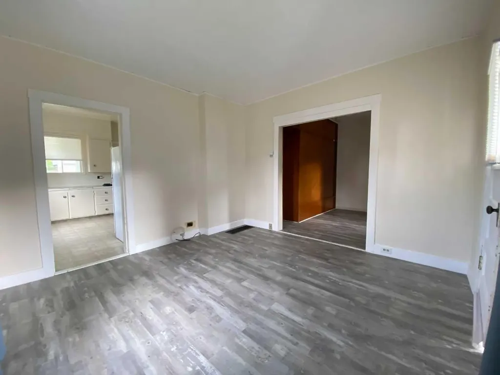 20630 25 Avenue Bellevue AB T0K 0C0